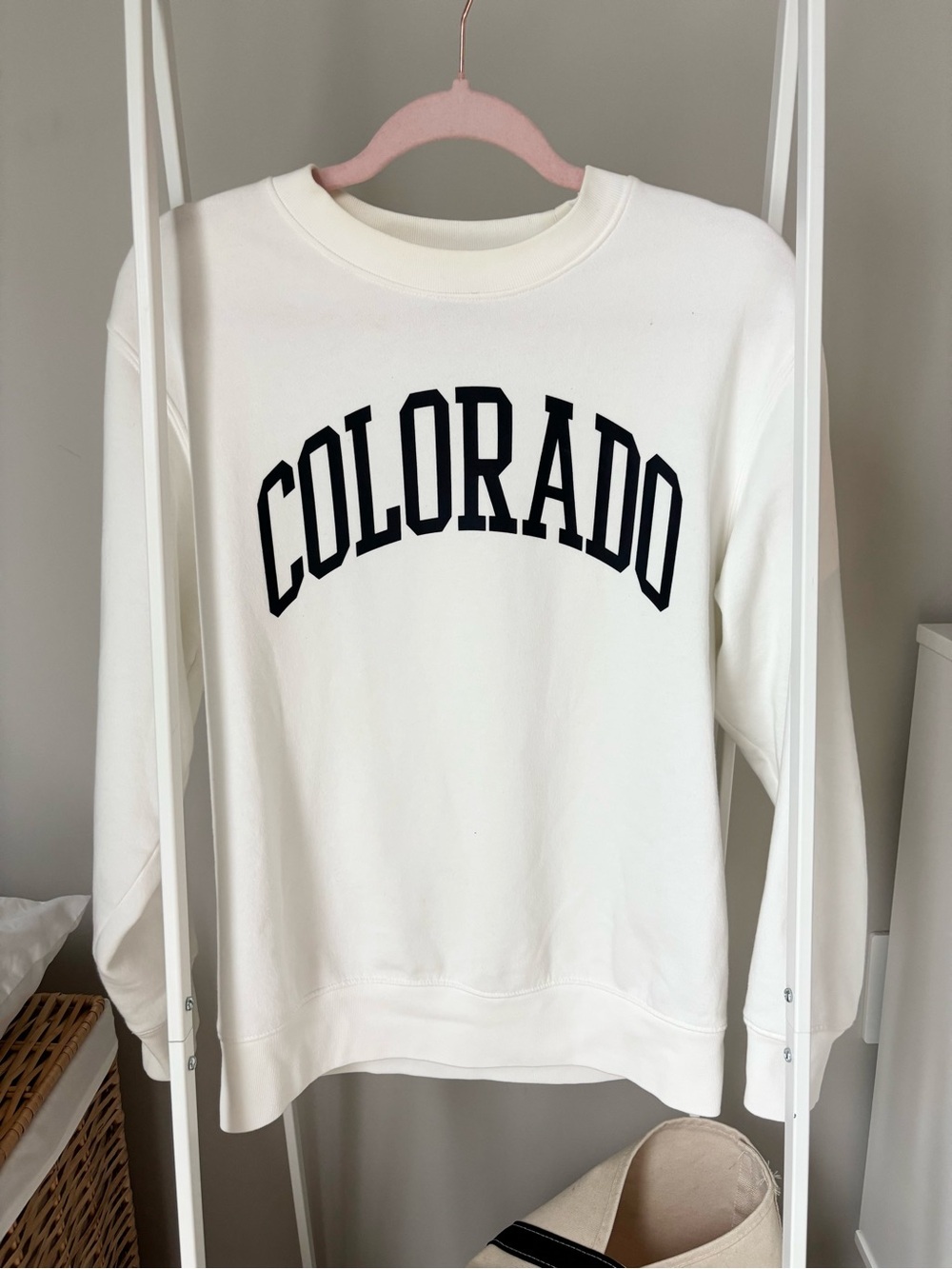 GAP Colorado Crewneck Sweatshirt - White/Black